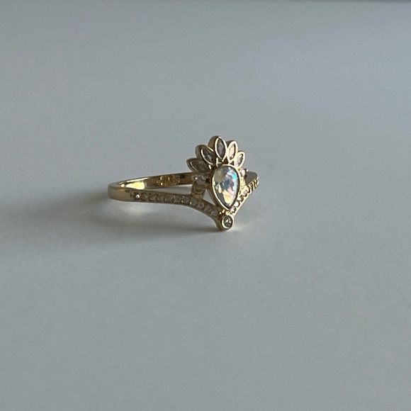 Assorted Rings Size 10 - Picture 4 of 6